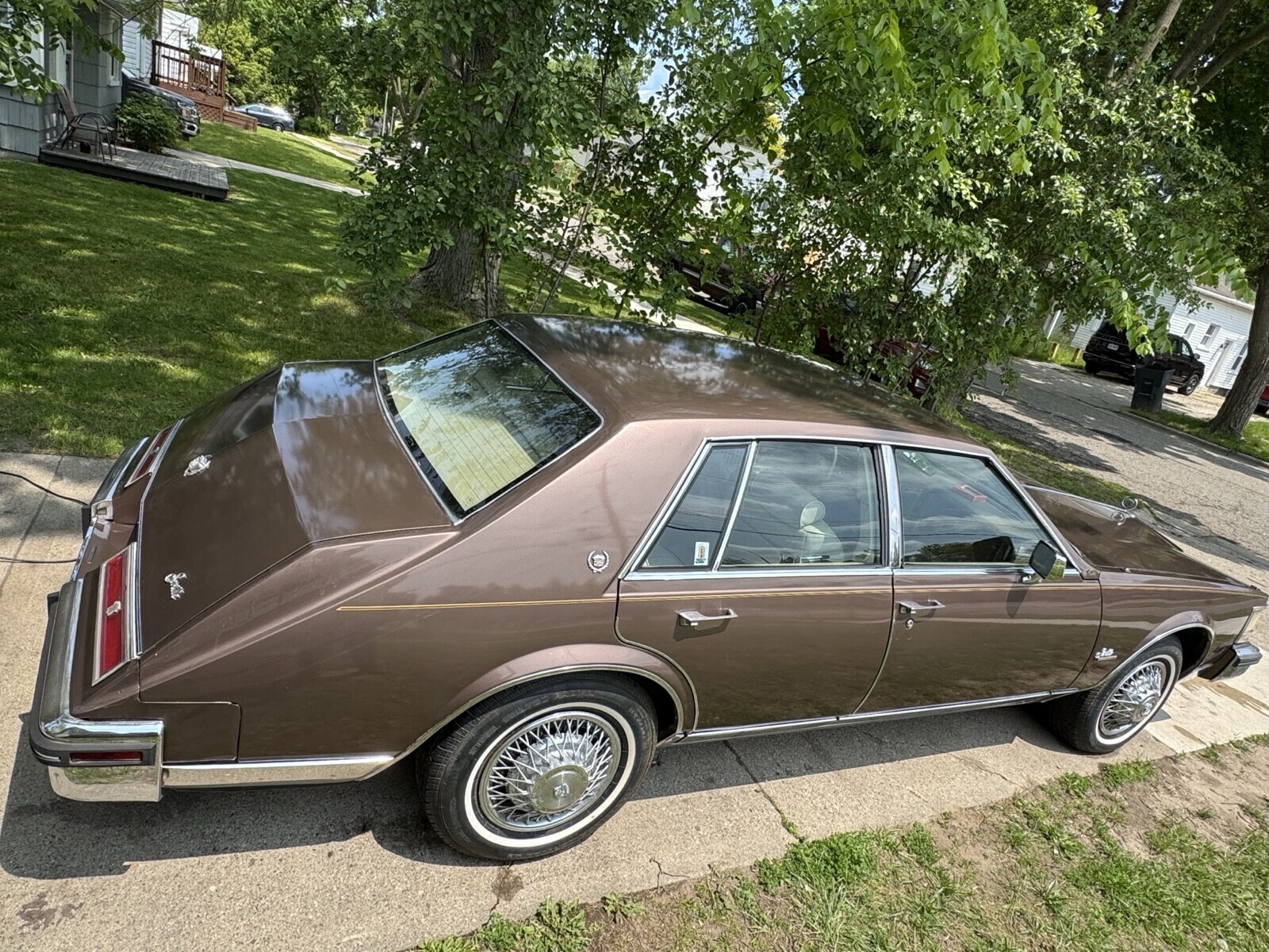 Cadillac-Seville-1980-Hatchback-9