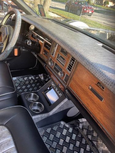 Cadillac-Seville-1980-SilverBlack-9
