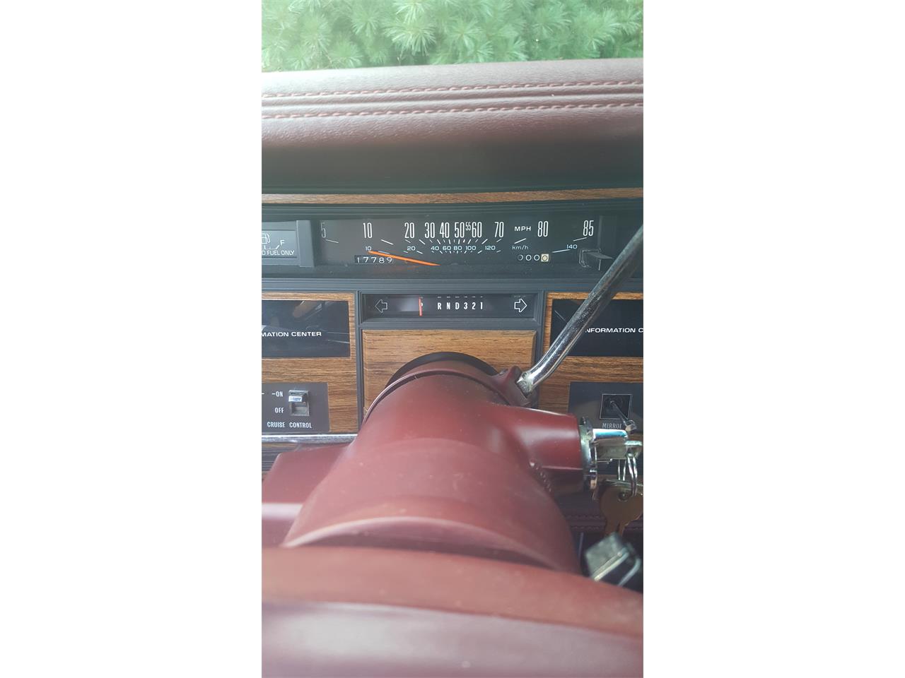 Cadillac-Seville-1984-Burgundy-Burgundy-3