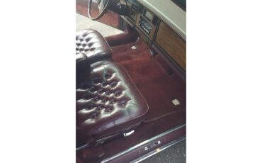 Cadillac-Seville-1984-Burgundy-Burgundy-4