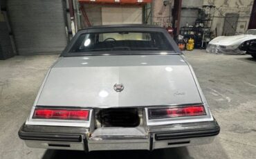 Cadillac-Seville-1984-GrayBlack-Black-Leather-8