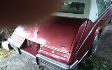 Cadillac-Seville-1984-Red-3