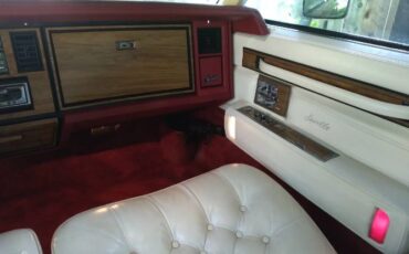 Cadillac-Seville-1984-Red-6