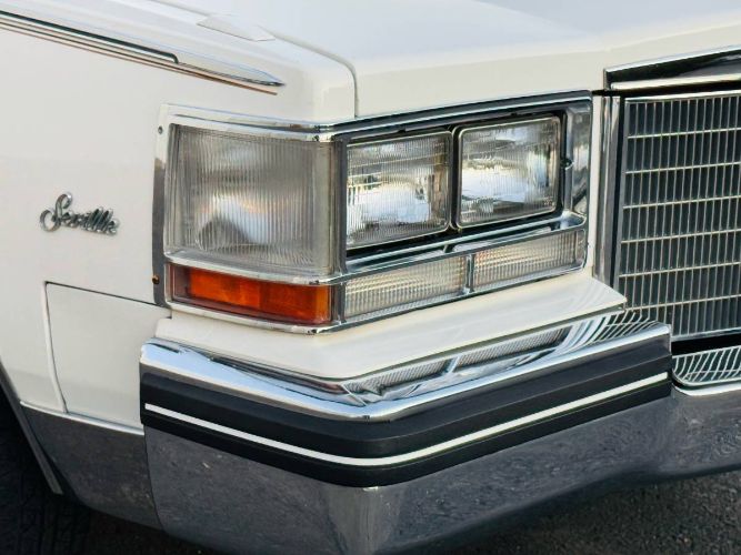 Cadillac-Seville-1984-White-16