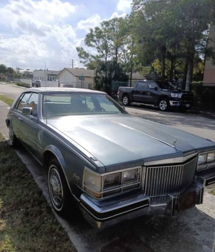 Cadillac-Seville-1985-2