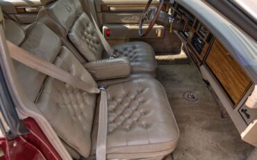 Cadillac-Seville-1985-4-Door-11