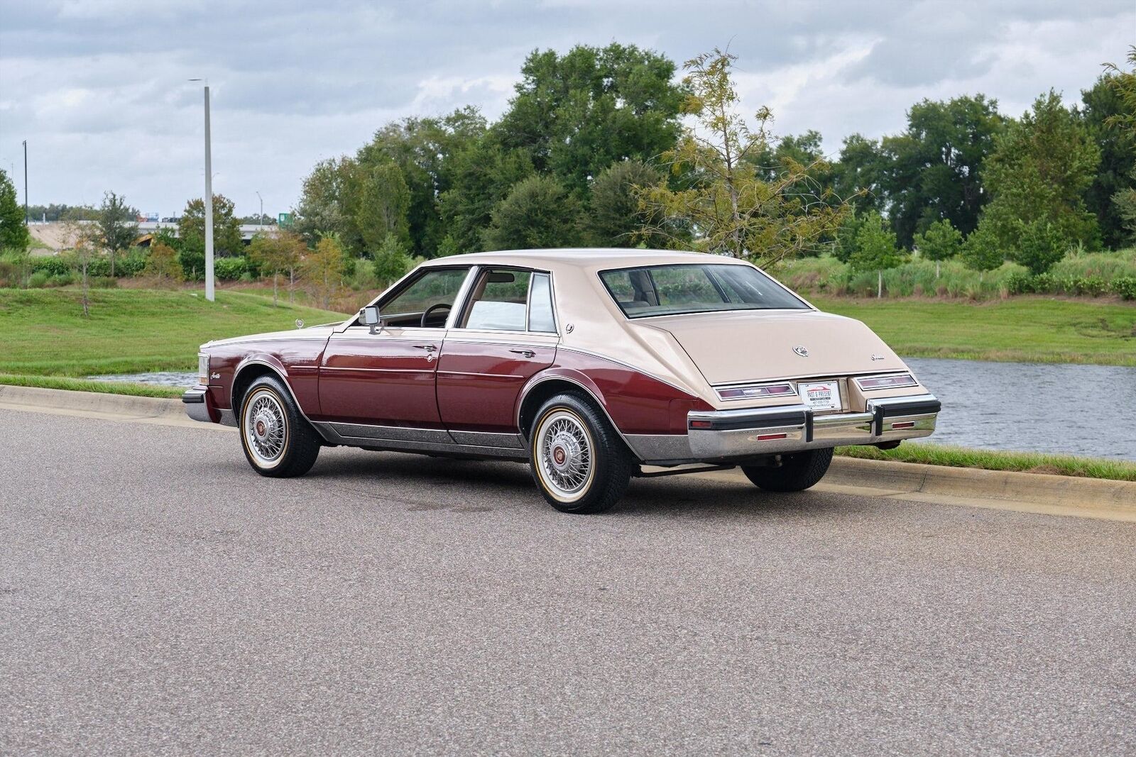 Cadillac-Seville-1985-4-Door-3