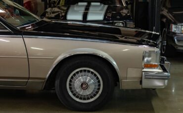 Cadillac-Seville-1985-Sedan-3