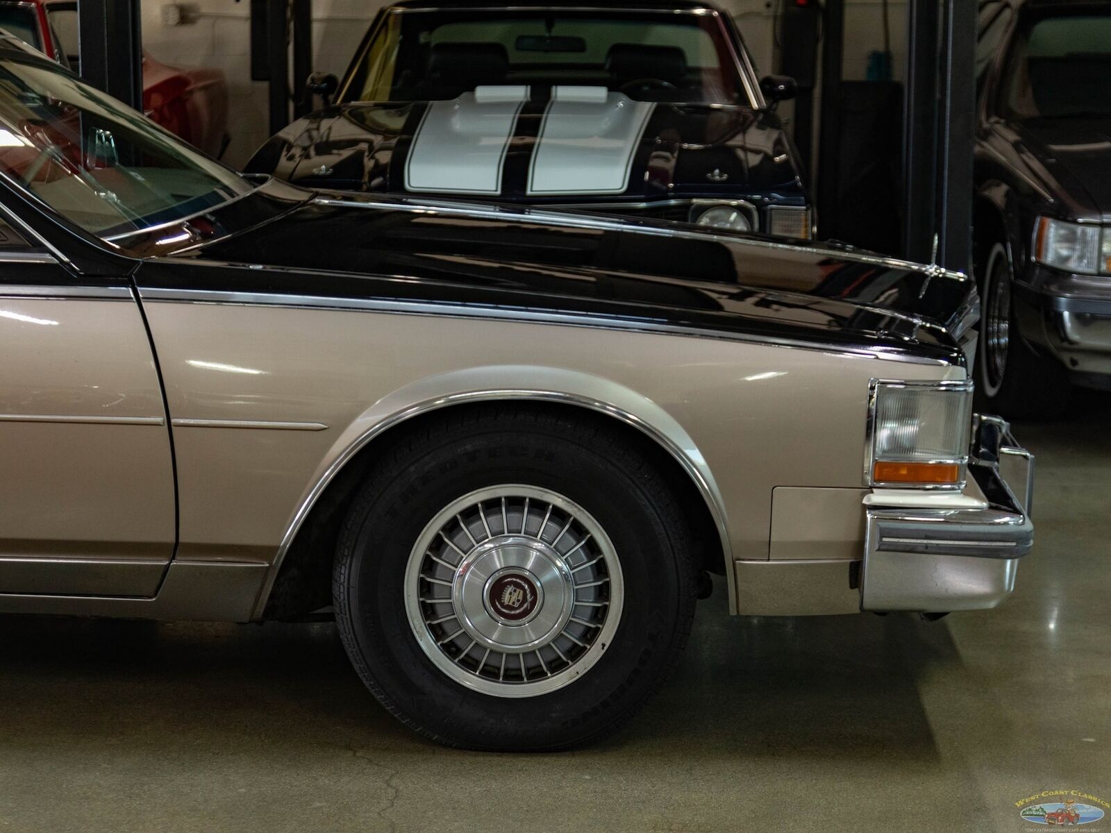 Cadillac-Seville-1985-Sedan-3