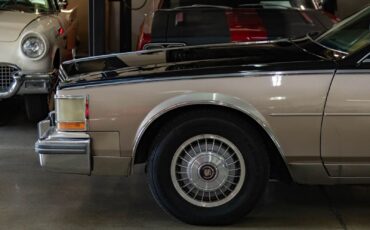 Cadillac-Seville-1985-Sedan-4