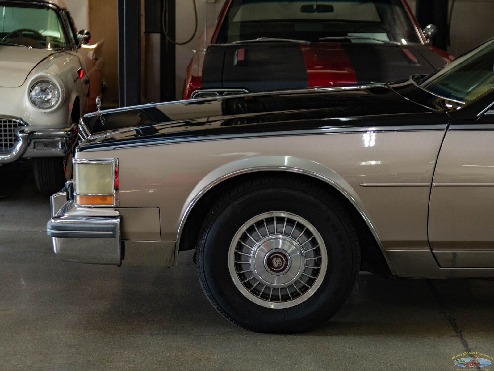 Cadillac-Seville-1985-Sedan-4