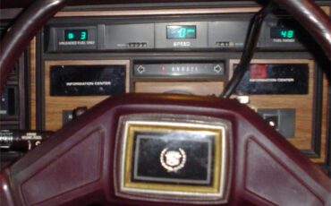 Cadillac-Seville-1985-Two-tone-Red-Black-Dark-Red-5