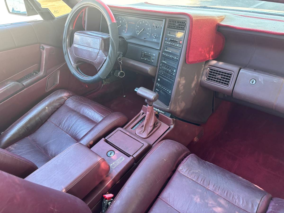 Cadillac-allante-1990-white-4