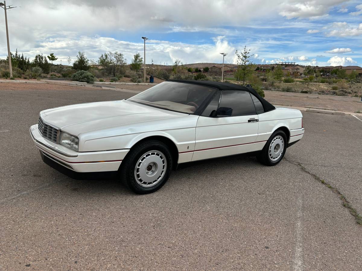 Cadillac-allante-1990-white-9