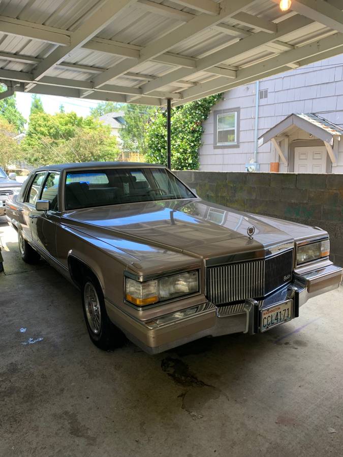 Cadillac-brougham-1991-1