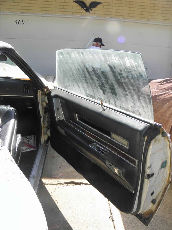Cadillac-eldorado-1968-white-8