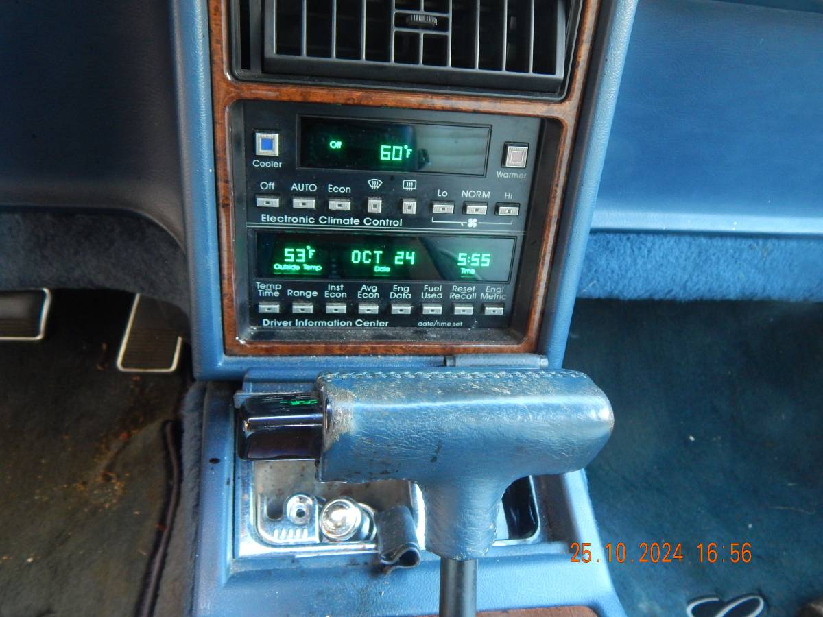 Cadillac-eldorado-1989-blue-2