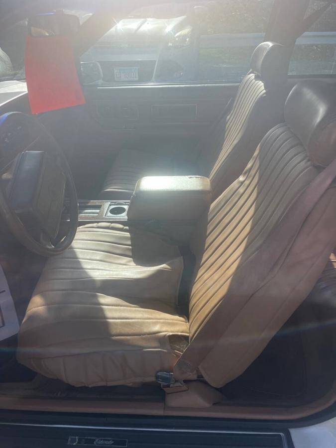 Cadillac-eldorado-1991-white-4