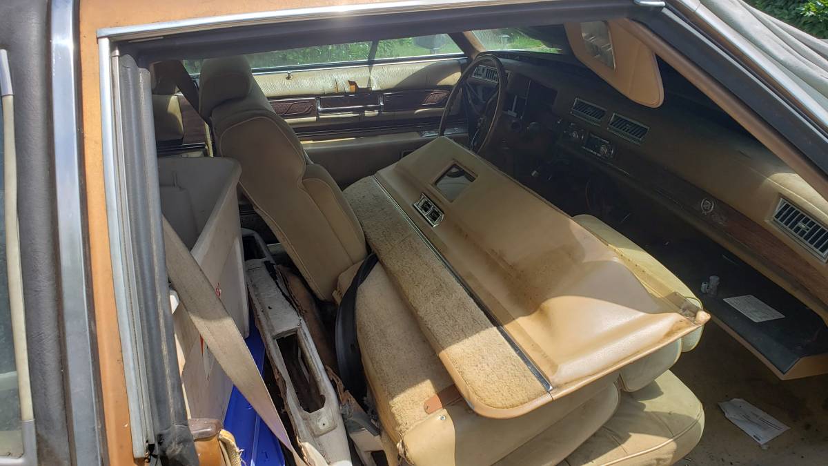 Cadillac-eldorado-sedan-1976-brown-3