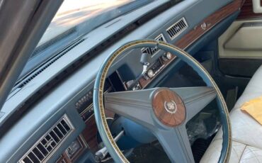 Cadillac-escalade-1976-4