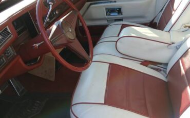 Cadillac-sedan-deville-1976-white-6