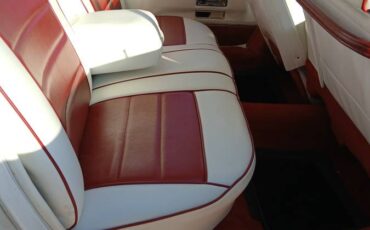 Cadillac-sedan-deville-1976-white-9
