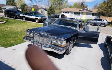 Cadillac-sedan-deville-1984-black-1