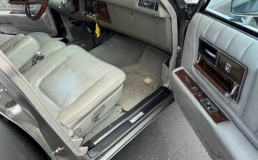 Cadillac-seville-1978-12