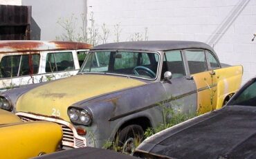 Checker-Marathon-1963-Gray-1