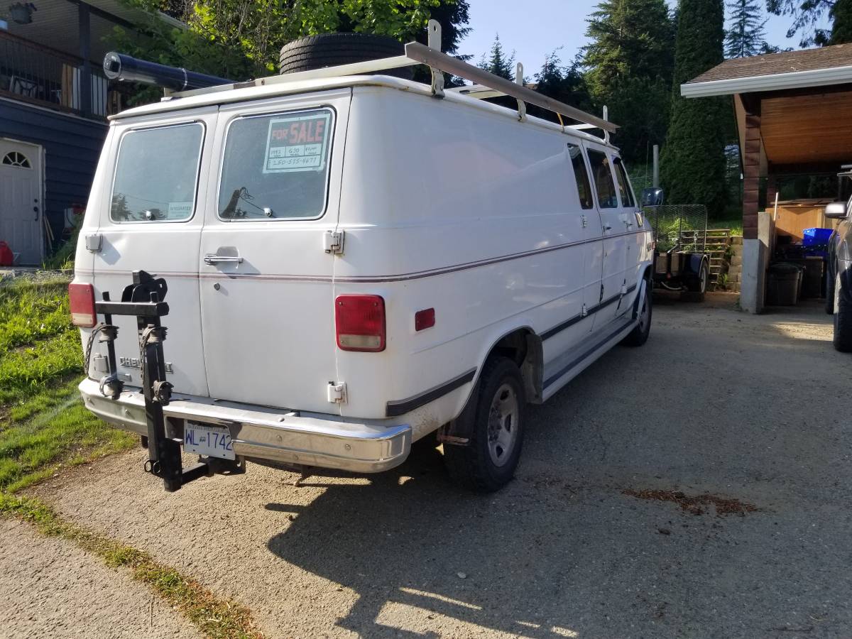 Chev-g30-1992-white