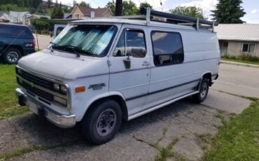 Chev-g30-1992-white-4