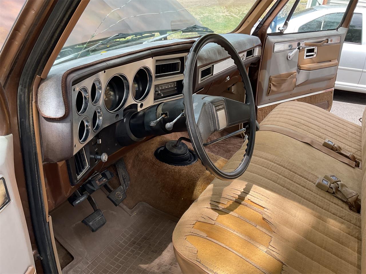 Chevrolet-1-ton-dually-1981-Brown-metallic-Beige-10