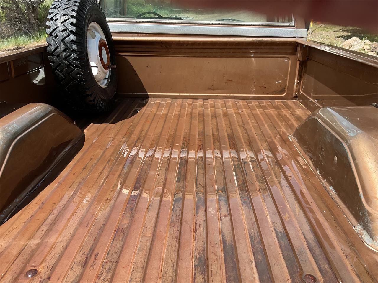 Chevrolet-1-ton-dually-1981-Brown-metallic-Beige-23