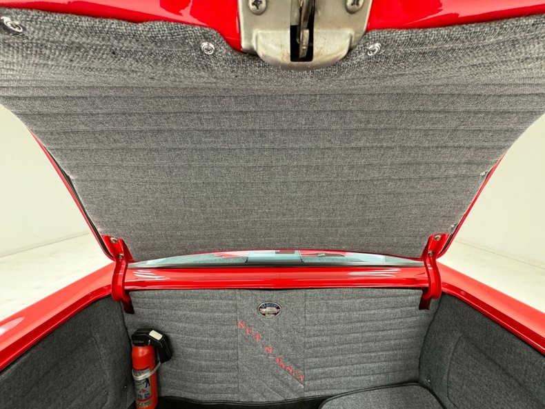 Chevrolet-150-1955-Brilliant-Red-Gray-33