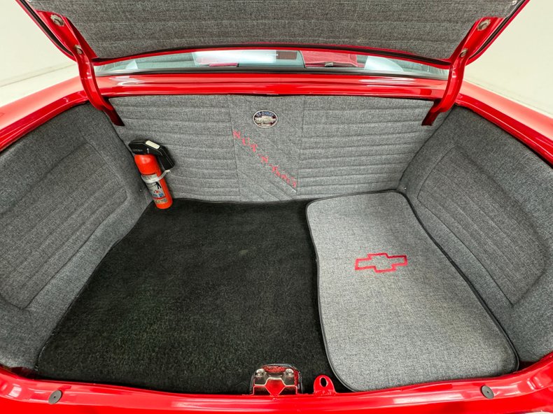 Chevrolet-150-1955-Brilliant-Red-Gray-35