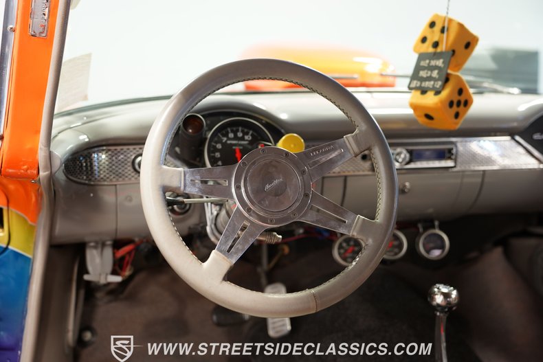 Chevrolet-150-1955-Orange-Metallic-Gray-45