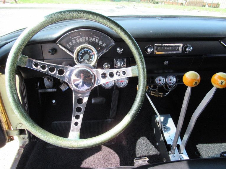 Chevrolet-150-1956-Calypso-Cream-Black-15