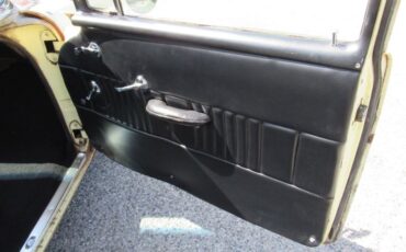 Chevrolet-150-1956-Calypso-Cream-Black-19