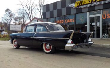 Chevrolet-150-1957-Black-4