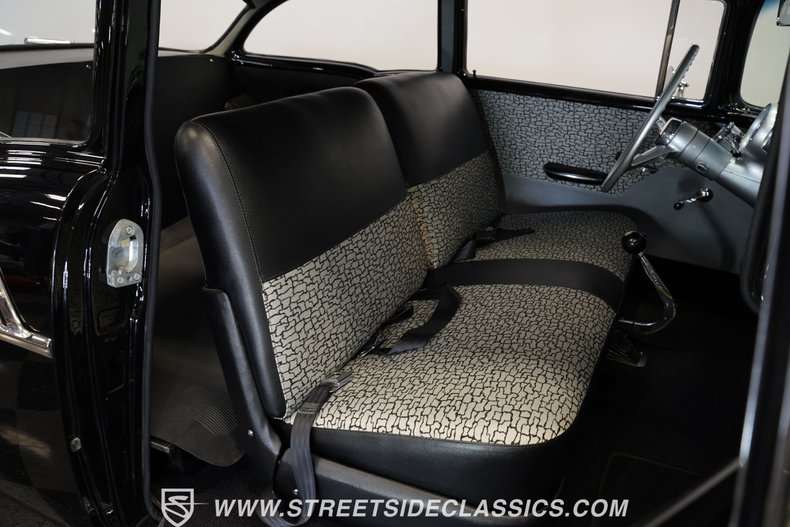 Chevrolet-150-1957-Black-Black-25