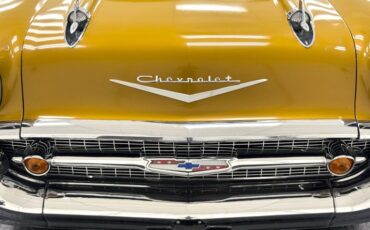 Chevrolet-150-1957-Mustard-Gold-Black-1