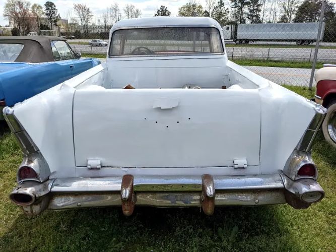 Chevrolet-150-1957-Red-Red-vinyl-20