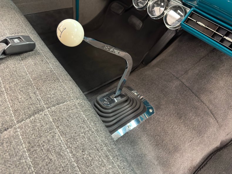 Chevrolet-150-1957-Tropic-Turquoise-Gray-2