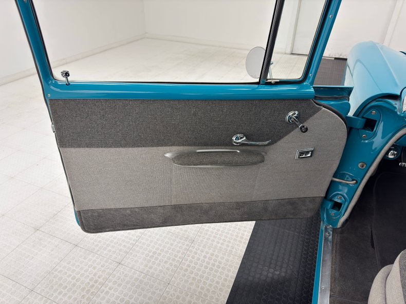 Chevrolet-150-1957-Tropic-Turquoise-Gray-37