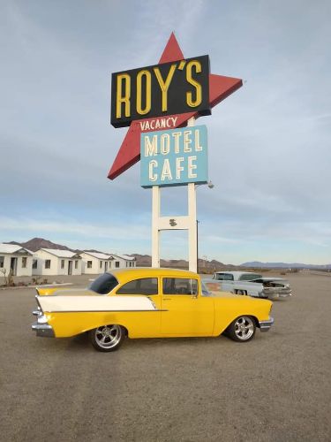 Chevrolet-150-1957-Yellow-2