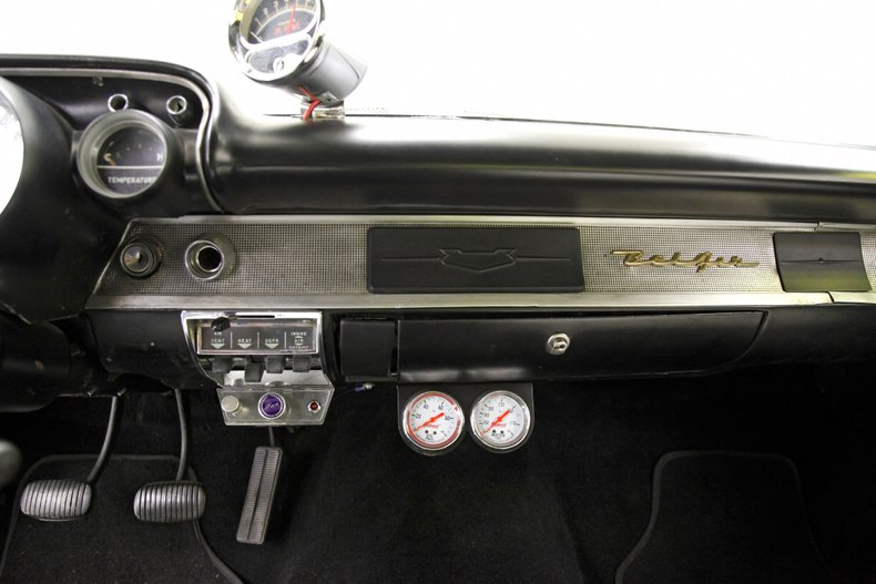 Chevrolet-150-1957-Yellow-White-34