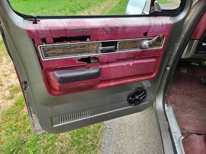 Chevrolet-1500-1976-Gray-Red-7