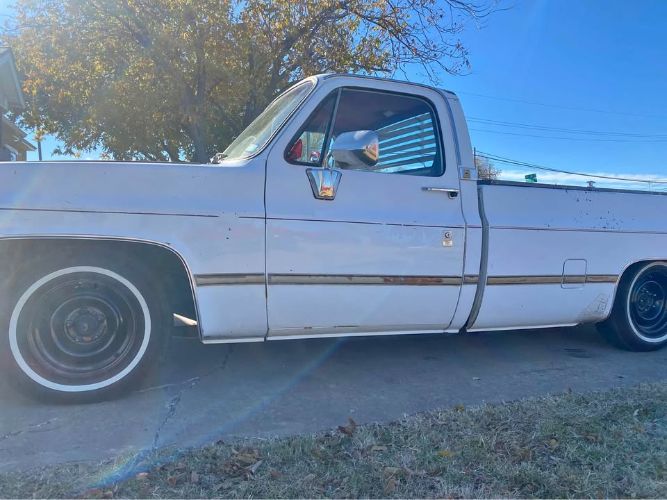 Chevrolet-1500-1985-White-Red-6