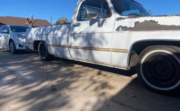 Chevrolet-1500-1985-White-Red-7