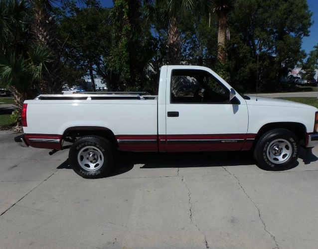 Chevrolet-1500-1989-White-Red-12